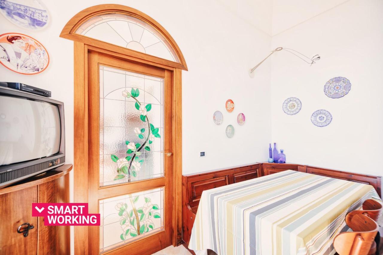 Appartamento Fronte Mare A Ospedaletti By Wonderful Italy Zewnętrze zdjęcie