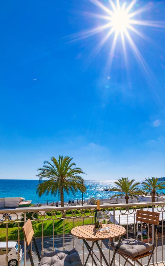 Appartamento Fronte Mare A Ospedaletti By Wonderful Italy Zewnętrze zdjęcie